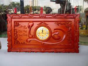 Tranh gỗ hương đồng hồ chữ Lộc thư pháp hàng đẹp 88cm x 48cm - TGPX2281PU
